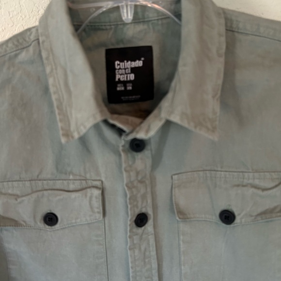 Cuidado Con el Perro Long Sleeve Button Overshirt in Women’s Sz XS - Picture 2 of 4